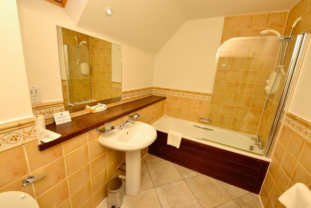 Ryder Cup Lodge Duchally - Free Access To Leisure Club Swimming Pool Hot Tub Steam Room - Starlink Satellite Internet - Sky Glass Now Dog Friendly For 2025 アウキテラーダー エクステリア 写真